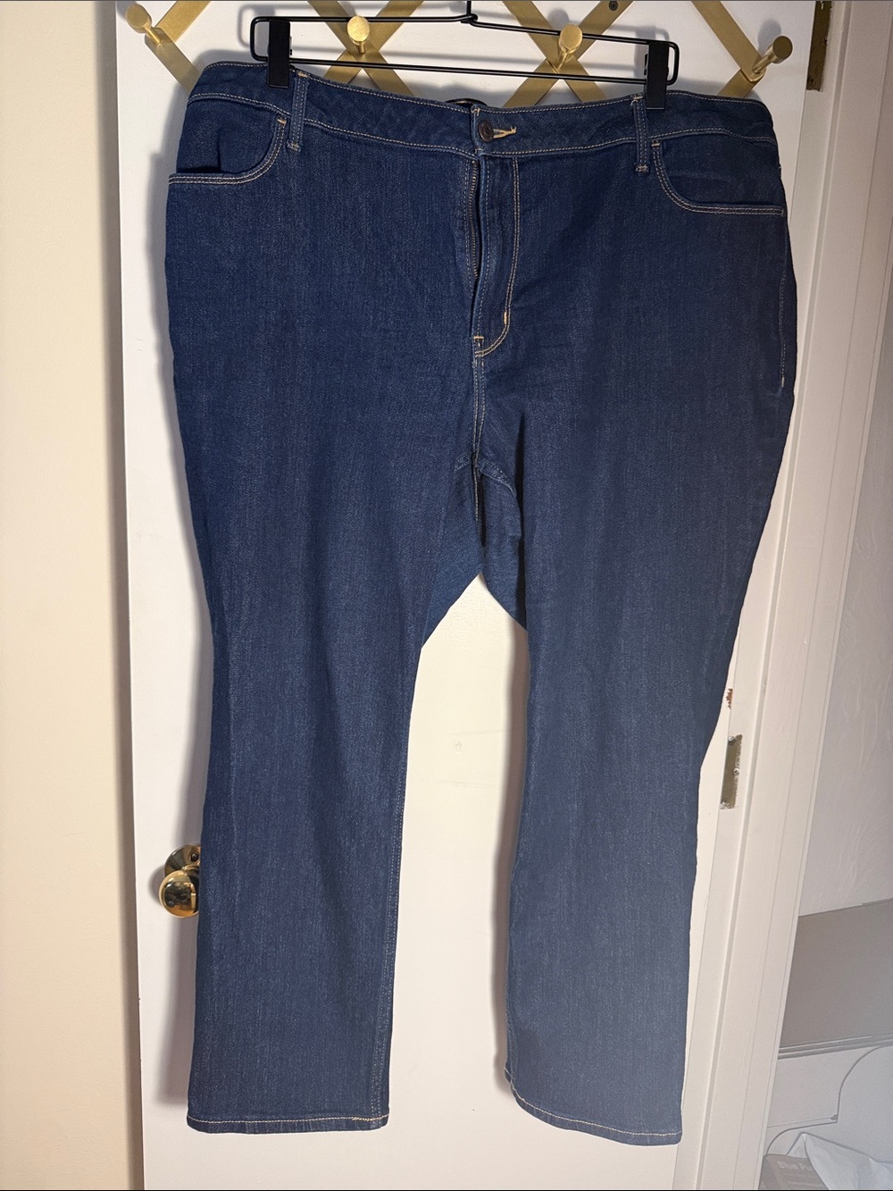 Women’s Old Navy Straight Leg Jeans